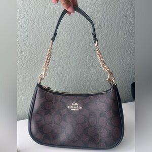 Coach Teri Shoulder Bag in Signature Canvas